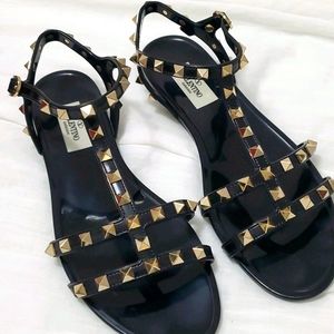Authentic Valentino Rockstud Gladiator
